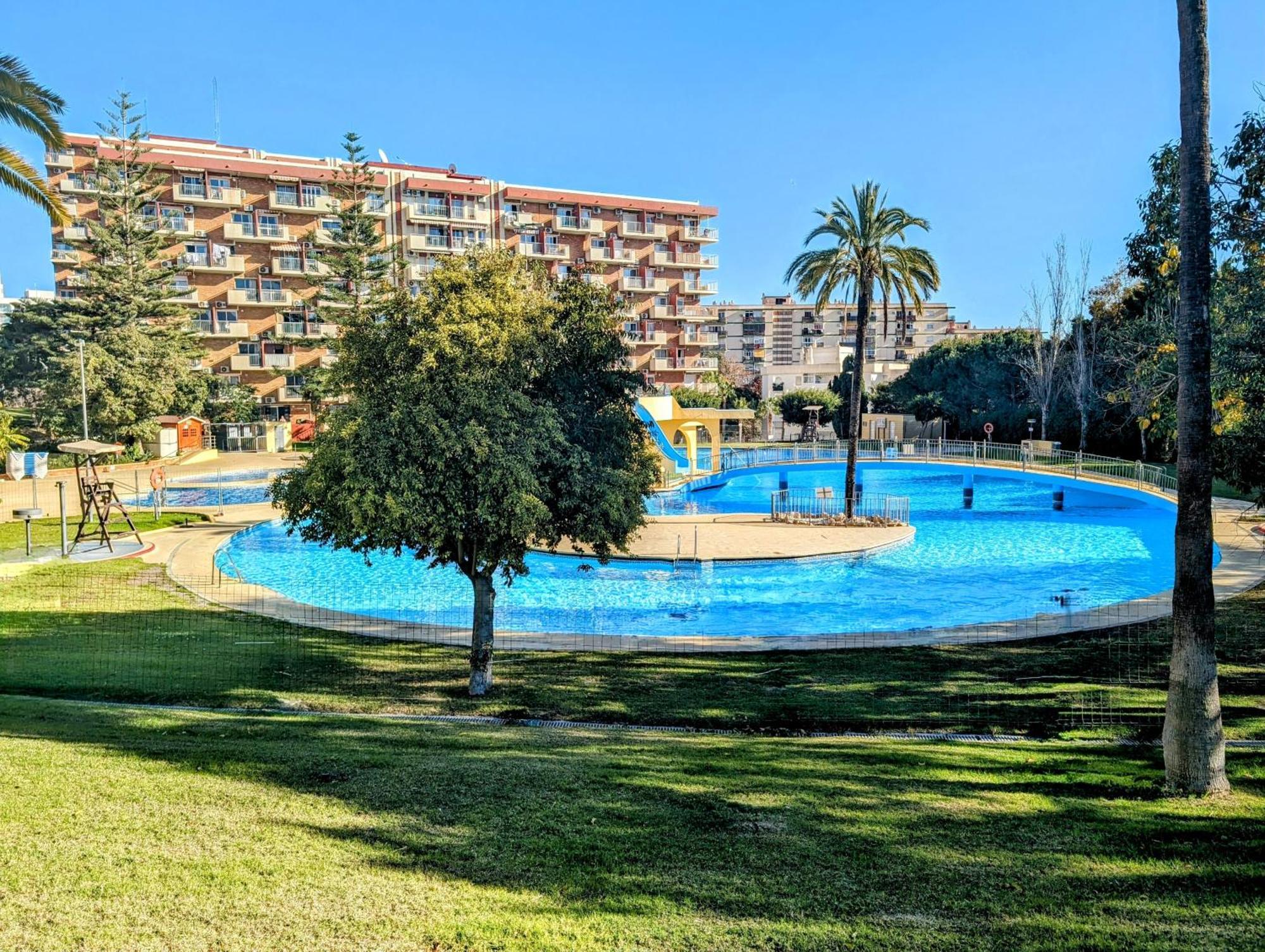Estudio 19 Minerva Apartamentos-Piscina365-Playa-Wifi ベナルマデナ エクステリア 写真