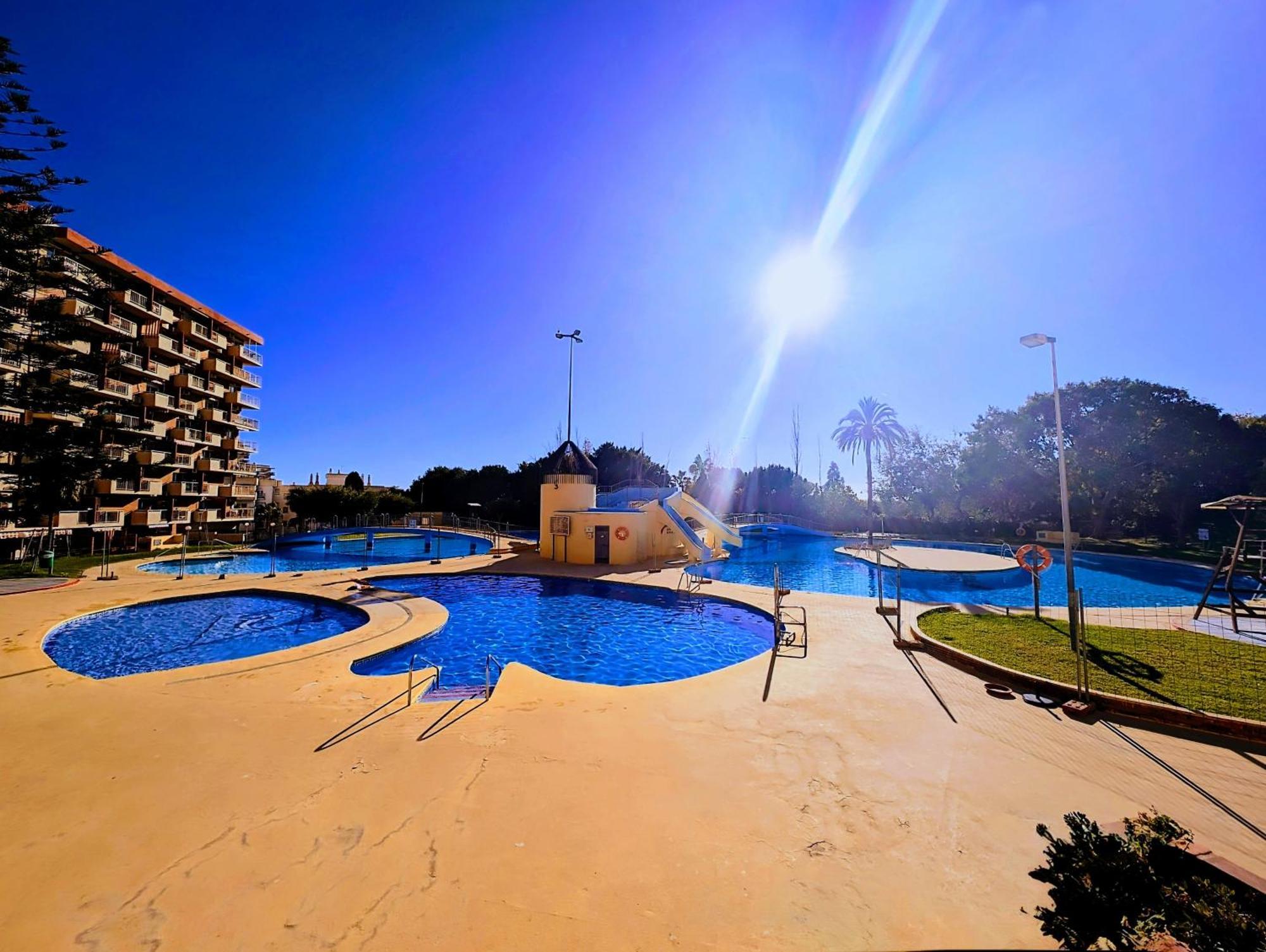 Estudio 19 Minerva Apartamentos-Piscina365-Playa-Wifi ベナルマデナ エクステリア 写真