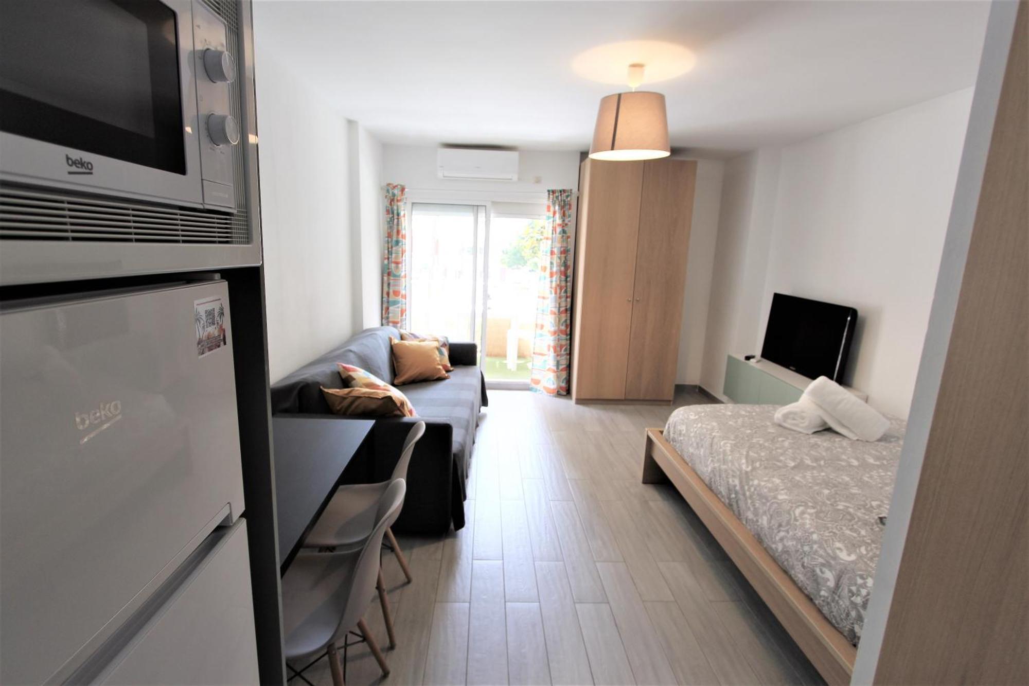 Estudio 19 Minerva Apartamentos-Piscina365-Playa-Wifi ベナルマデナ エクステリア 写真